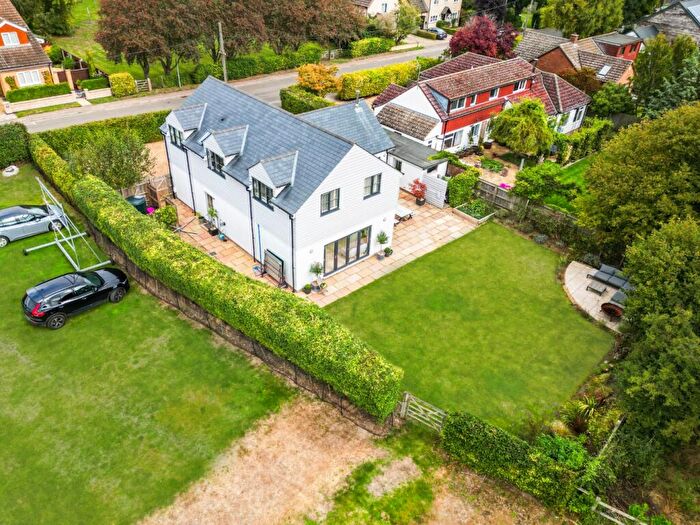4 Bedroom Detached House For Sale In Fowlmere Road, Thriplow, SG8