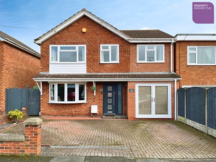 4 Bedroom Detached House For Sale In Denbigh Close, Wrexham, LL12