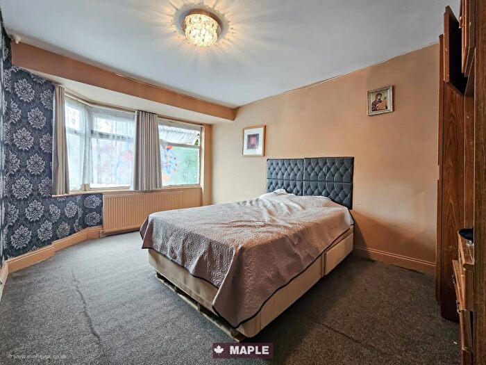3 Bedroom Terraced House For Sale In District Road, Wembley, HA0