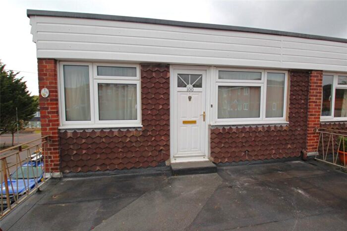 2 Bedroom Apartment For Sale In Miller Drive, Fareham, Hampshire, PO16