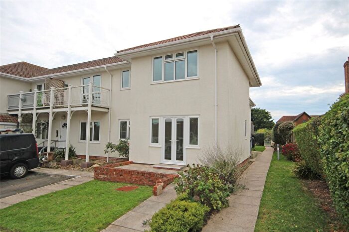 2 Bedroom Flat For Sale In Grove Road, Barton On Sea, New Milton, Hampshire, BH25