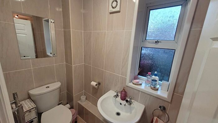 1 Bedroom Flat To Rent In Margaret Road, Harborne, Birmingham, B17