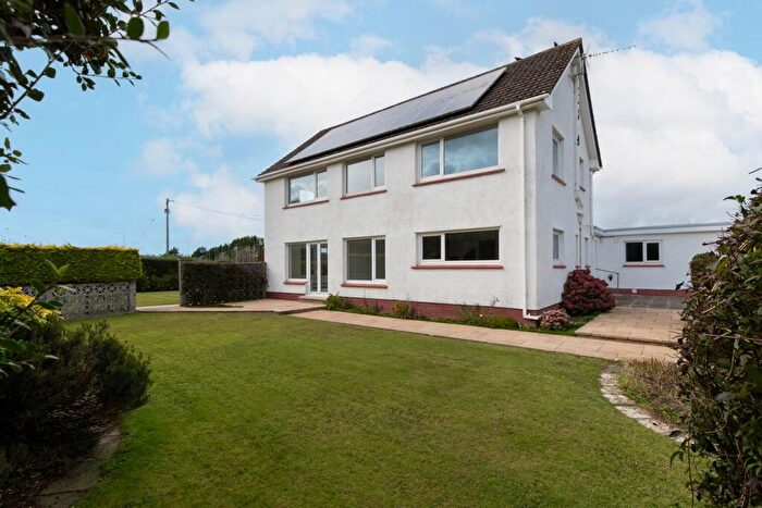 4 Bedroom Detached House For Sale In Pembroke Road, Merlins Bridge, Haverfordwest, SA61