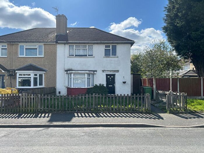 3 Bedroom Semi Detached House For Sale In Charnwood Close, Bilston, Wolverhampton, WV14