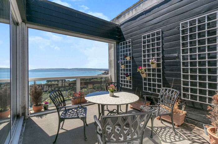 4 Bedroom Penthouse To Rent In Admirals Walk, West Cliff Road, BH2