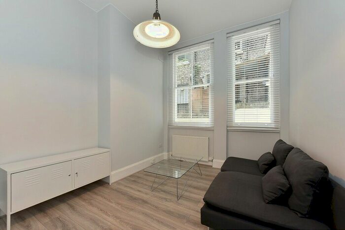 1 Bedroom Flat To Rent In New Kings Road, Fulham, SW6