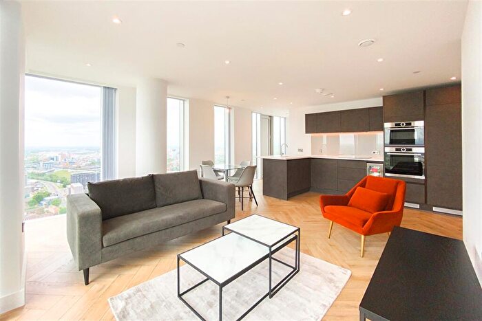 2 Bedroom Apartment To Rent In Elizabeth Tower, M15