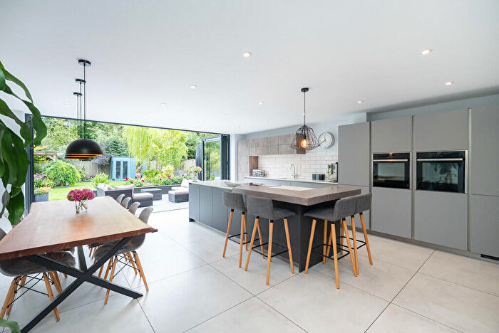 4 Bedroom Detached House For Sale In The Orchard, North Holmwood, RH5