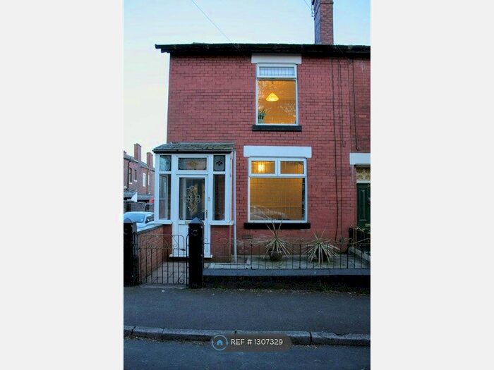 3 Bedroom End Of Terrace House To Rent In Kingswood Road, Prestwich, Manchester, M25
