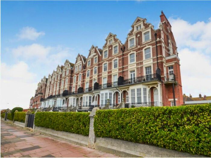 2 Bedroom Flat To Rent In Knole Road, Bexhill-On-Sea, TN40