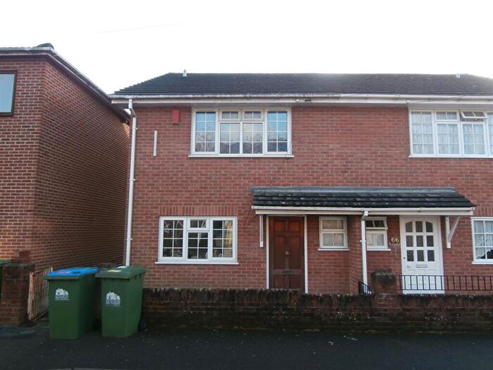 3 Bedroom Semi-Detached House To Rent In Cromwell Road, Southampton, SO15