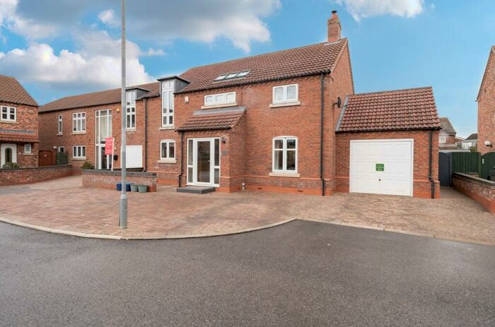 4 Bedroom Detached House For Sale In Mayfair Close, Cherry Willingham, LN3