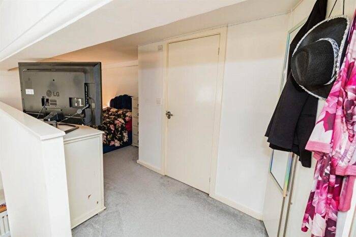 1 Bedroom Flat For Sale In Andersons Road, Southampton, SO14