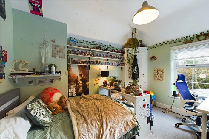 4 Bedroom Detached House For Sale In Oxford Road, Tilehurst, Reading, Berkshire, RG31