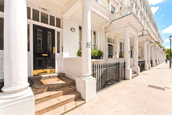 2 Bedroom Flat To Rent In Harcourt Terrace, London, SW10
