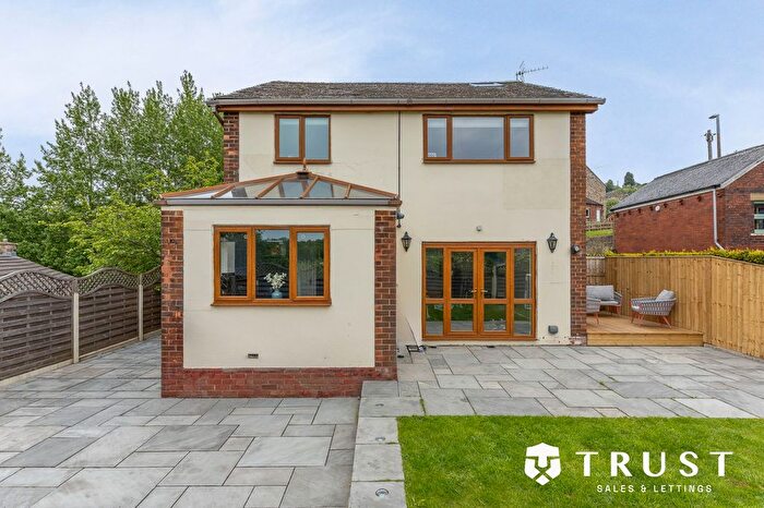 3 Bedroom Detached House For Sale In Mill Lane, Batley, WF17