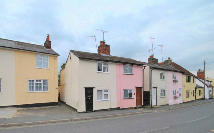 2 Bedroom Cottage To Rent In Church Street, Braintree, Bocking, CM7