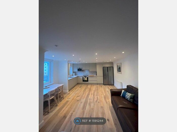 2 Bedroom Flat To Rent In Fettes Row, Edinburgh, EH3