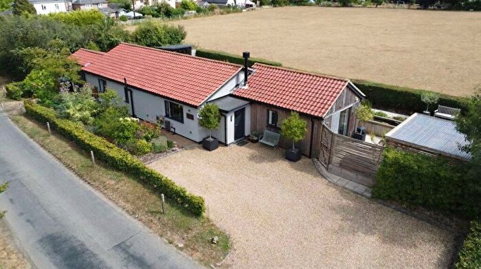 3 Bedroom Barn Conversion For Sale In Billywitch Barn, Park Green, Wetheringsett, IP14
