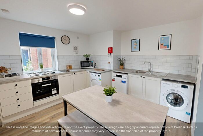 4 Bedroom Flat To Rent In St Nicholas Street, BS1