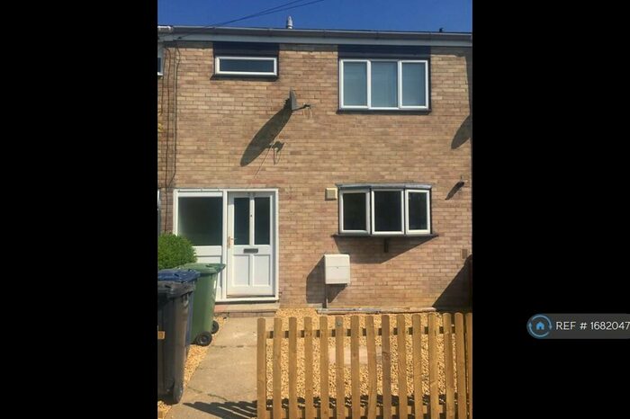 3 Bedroom Terraced House To Rent In Norfolk Road, Huntingdon, PE29