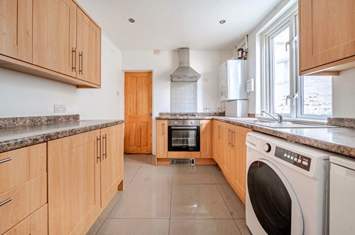 3 Bedroom Terraced House To Rent In Beatrice Road, Southsea, Hampshire, PO4