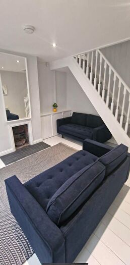 2 Bedroom Cottage To Rent In St. Edmunds Road, Canterbury, Canterbury, CT1