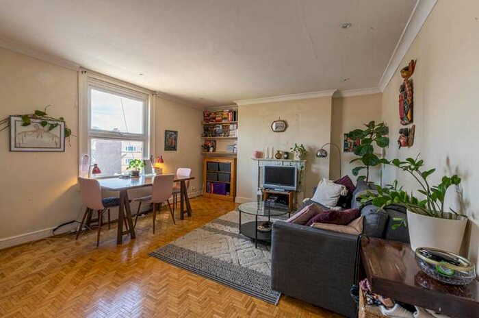 1 Bedroom Flat To Rent In Lee High Road, Lewisham, SE13