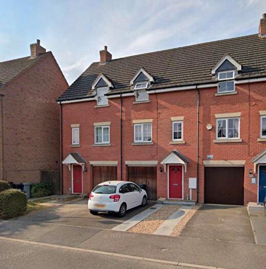 3 Bedroom Town House To Rent In Badger Lane, Bourne, PE10