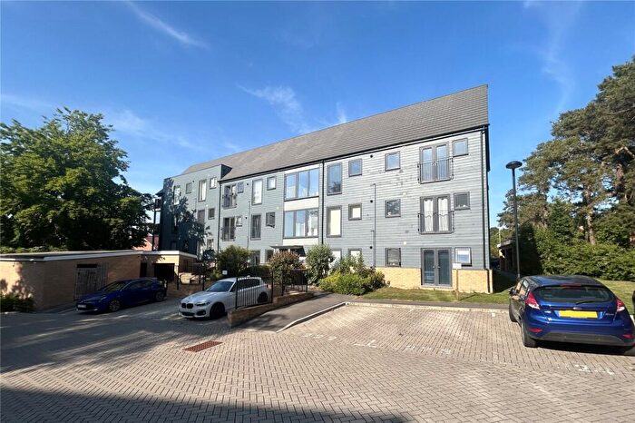 1 Bedroom Flat For Sale In Blackmoor Drive, Basingstoke, Hampshire, RG24