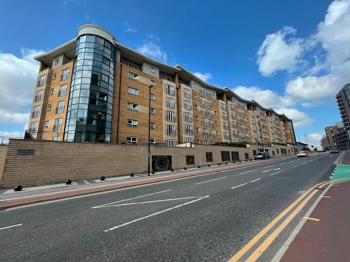 2 Bedroom Flat To Rent In Fusion, Middlewood Street, Salford, M5