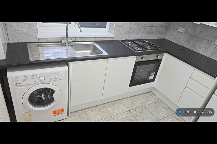 2 Bedroom Flat To Rent In Burley Road, London, E16