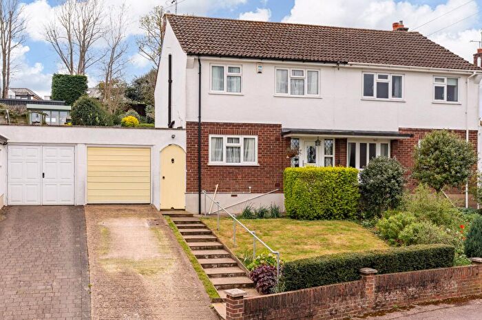 3 Bedroom Semi-Detached House For Sale In Meadview Road, Ware, SG12