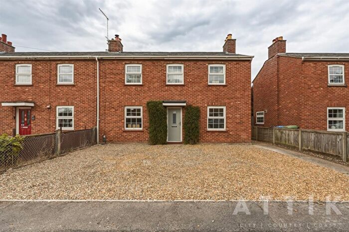 3 Bedroom Semi Detached House For Sale In Bolingbroke Road, Norwich, NR3