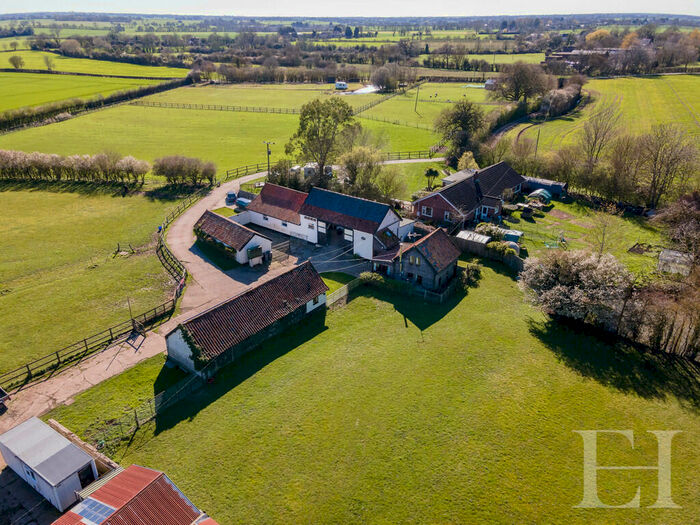 4 Bedroom Barn Conversion For Sale In Cratfield, Halesworth, IP19