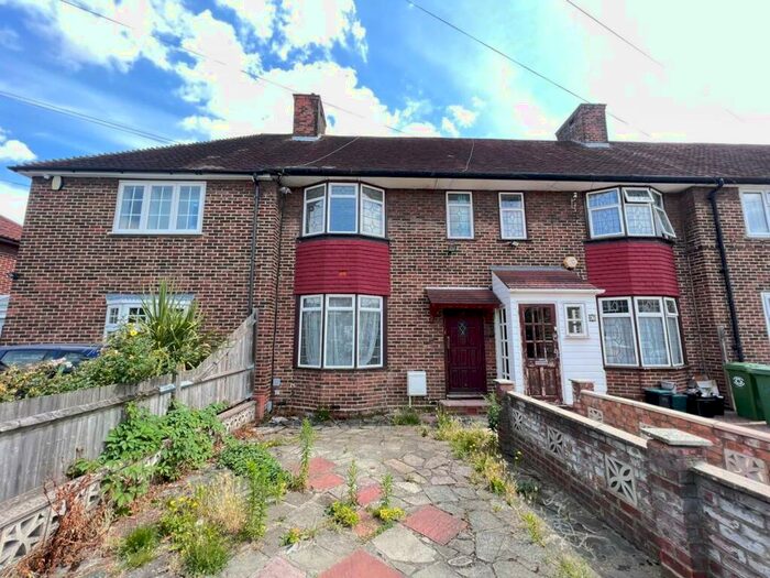 3 Bedroom Terraced House To Rent In Widecombe Road, London, SE9