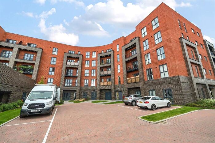 2 Bedroom Apartment To Rent In Nightingale Way, Reading, RG30