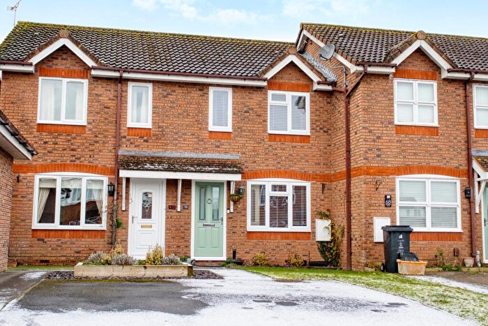 2 Bedroom Terraced House For Sale In Bullfinch Close, Covingham, SN3