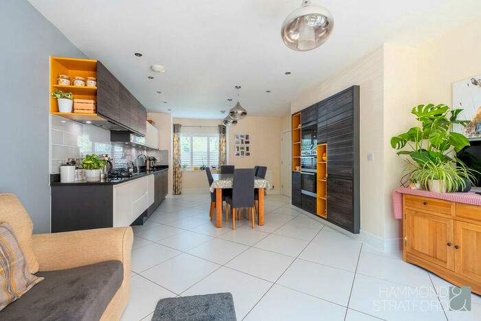 5 Bedroom Detached House For Sale In Barbastelle Crescent, Hethersett, NR9