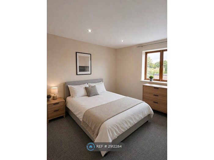 2 Bedroom Flat To Rent In Centrum, Bristol, BS5