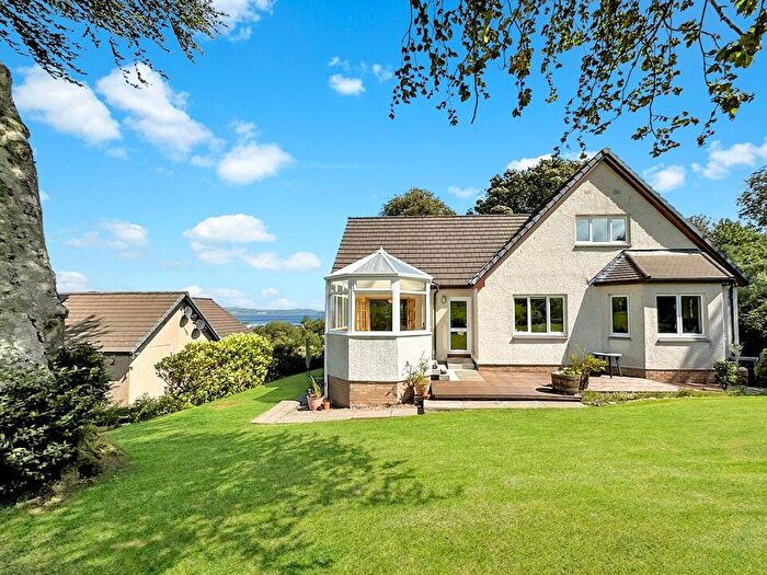 5 Bedroom Detached House For Sale In Oakbank, Inverneill, Argyll, PA30