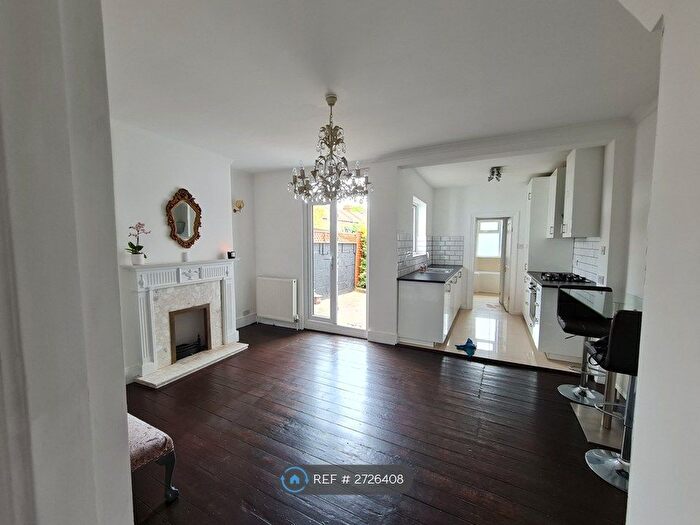 1 Bedroom Maisonette To Rent In Elm Road, London, KT3