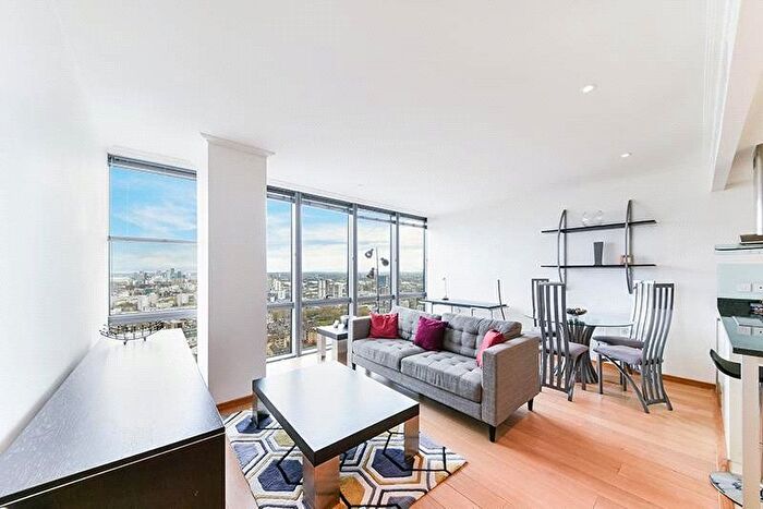 1 Bedroom Flat To Rent In No. West India Quay, Hertsmere Road, London, E14
