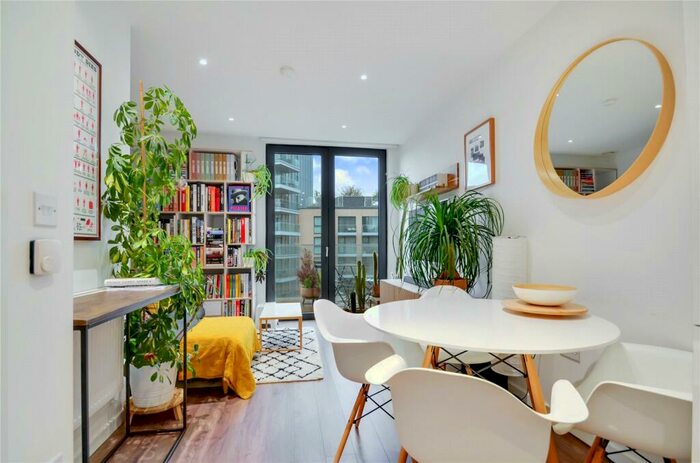 1 Bedroom Apartment For Sale In Ceylon House, E1