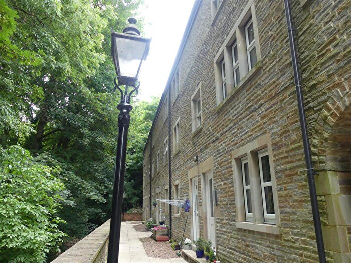 2 Bedroom Flat To Rent In Weavers Walk, Silsden, BD20