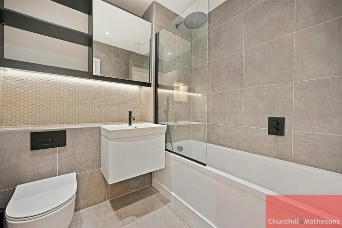 2 Bedroom Flat To Rent In Warple Mews, Warple Way, London, W3