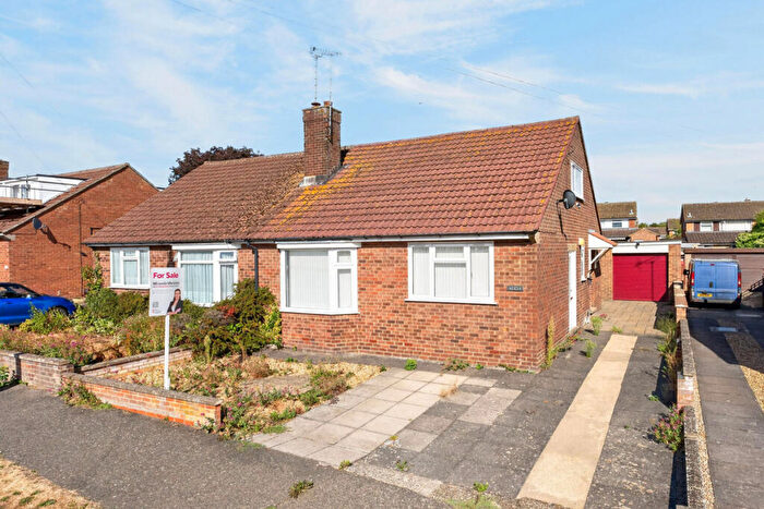 3 Bedroom Semi-Detached Bungalow For Sale In Alfred Street, Stanwick, NN9