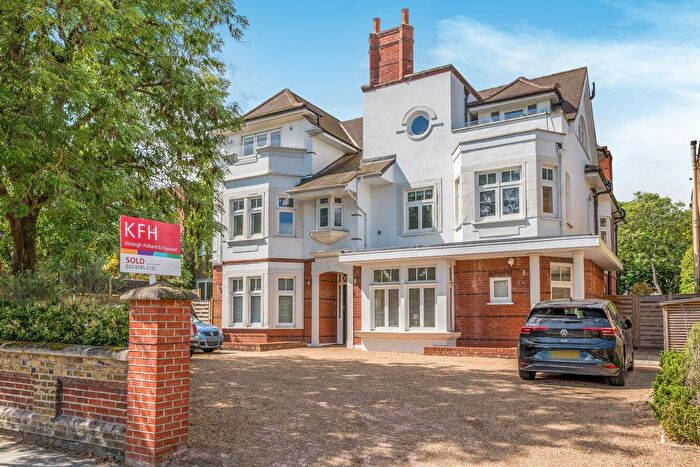 2 Bedroom Flat For Sale In Woodborough Road, Putney, London, SW15