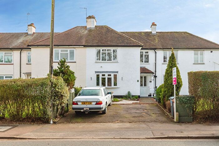 3 Bedroom Terraced House For Sale In Horns Mill Road, Hertford, SG13