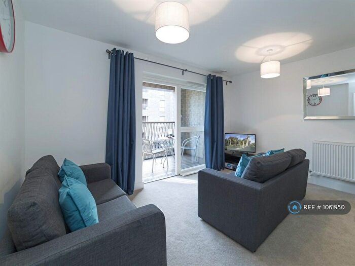 1 Bedroom Flat To Rent In Adenmore Road, London, SE6